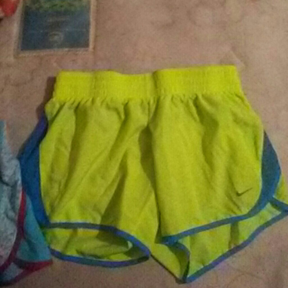nike shorts